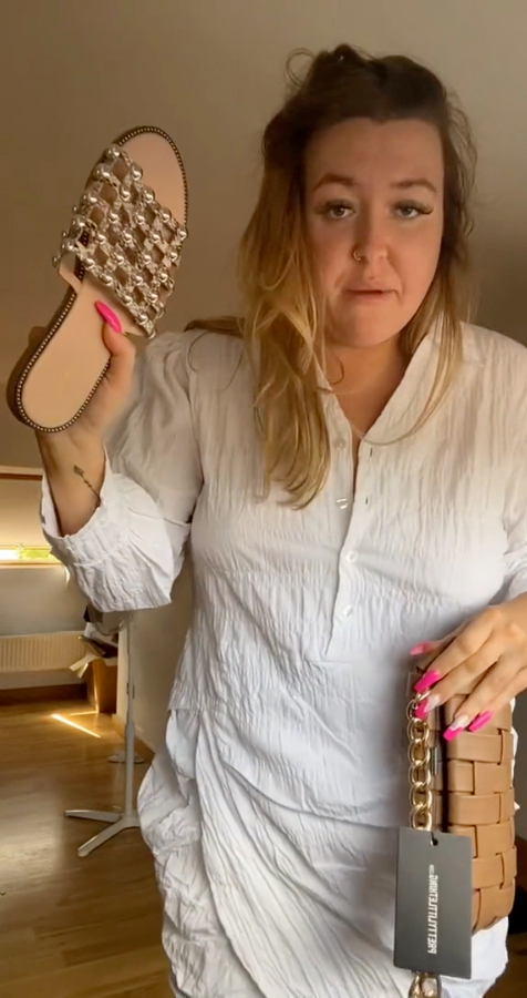 Rachel claims she was sent a shoe.