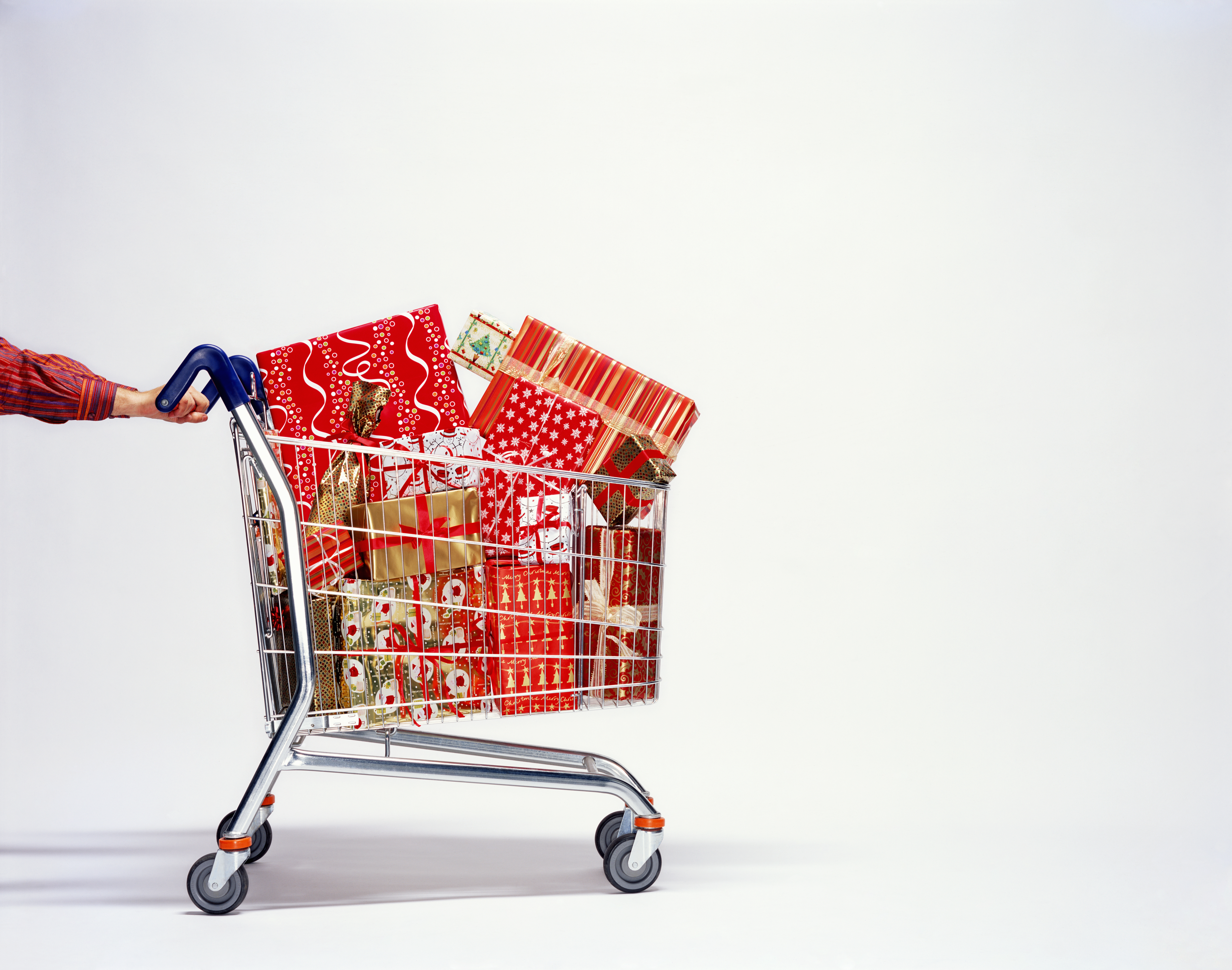 We explain which supermarkets are offering schemes to help you pay for Christmas.